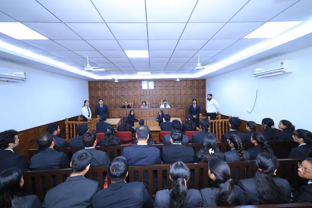 Moot court Images