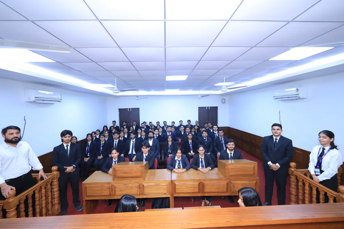 Moot court Images