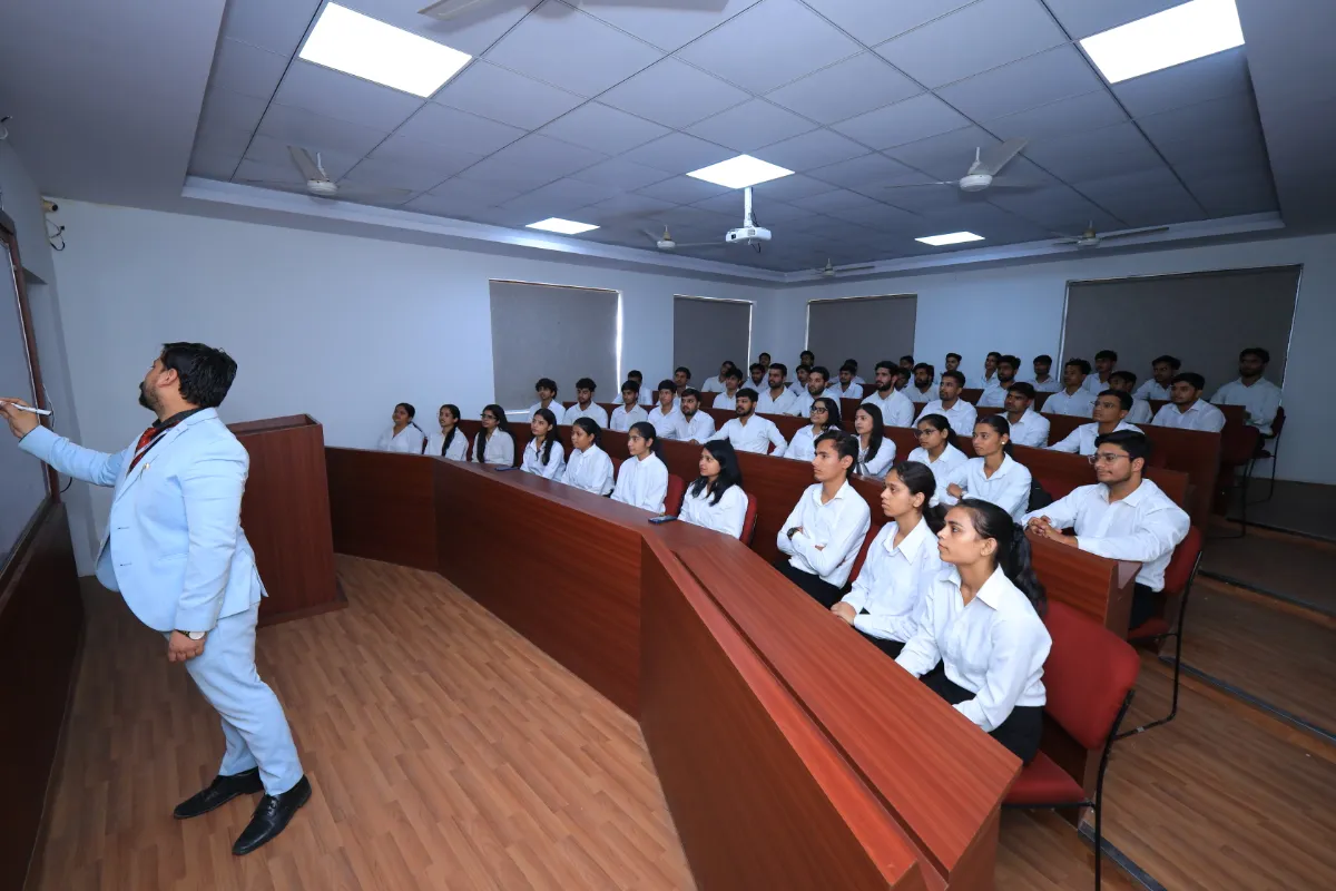 Moot court Images