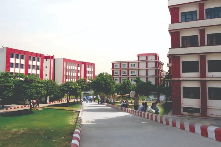 colleges in noida