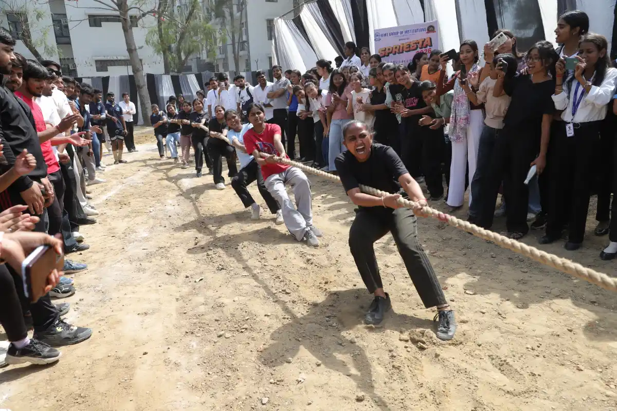 Cultural stage event at HIMT